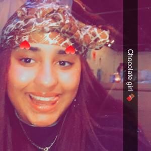 Meet your Posher, Halie